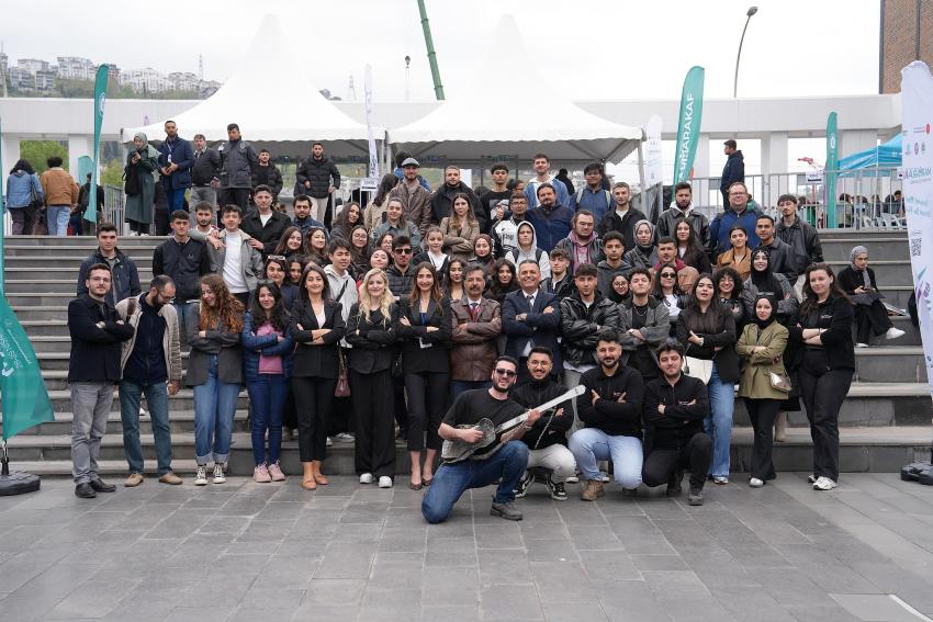 MARMARAKAF'TA YALOVA ÜNİVERSİTESİ'NE BÜYÜK İLGİ