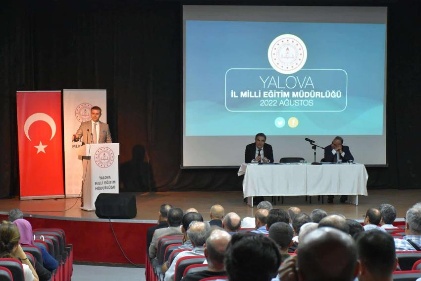 “OKULLARIMIZIN ÇAĞIR GEREKSİNİMLERİNİ YAKALAMASI GEREKİYOR”