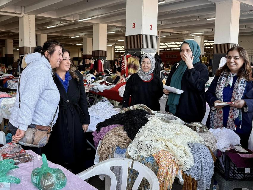 SELİHAN DİCLE ŞİMŞEK EMEKÇİ KADINLARLA BULUŞTU