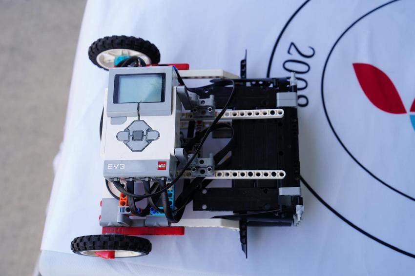 TEKNOFEST’TE ROBOT ÇALIŞMALARIYLA GÖZ DOLDURDULAR