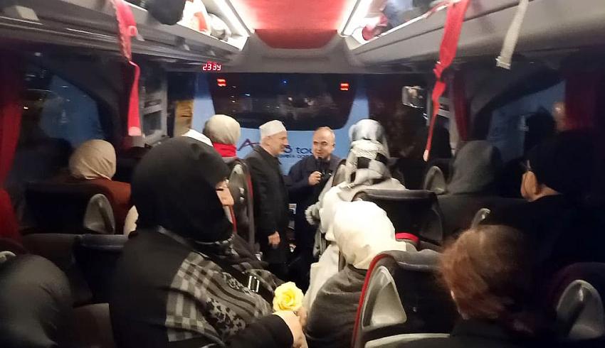UMRE KAFİLESİNİ VALİ EROL YOLCU ETTİ