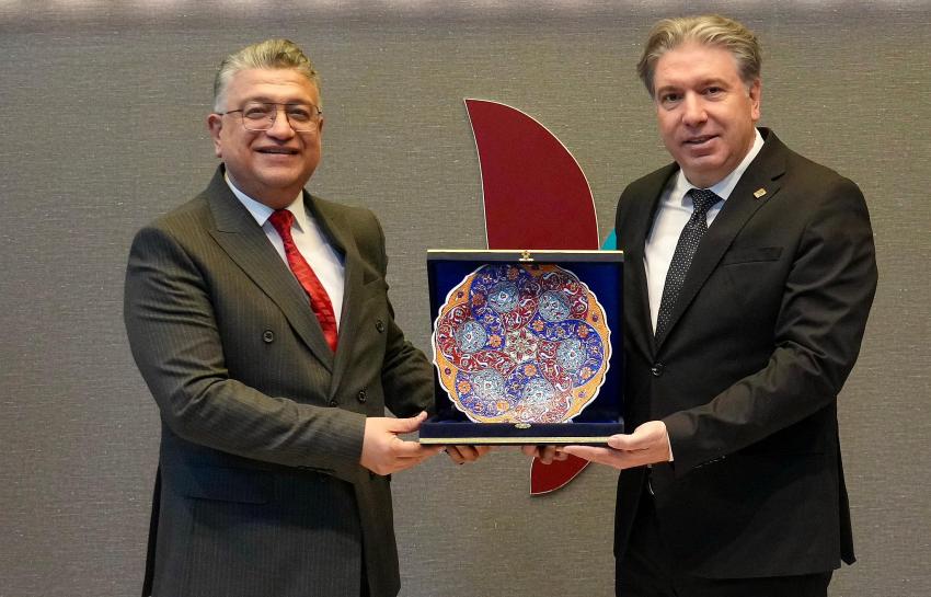 ÜNİVERSİTELER ARASI İŞBİRLİĞİ KONUŞULDU