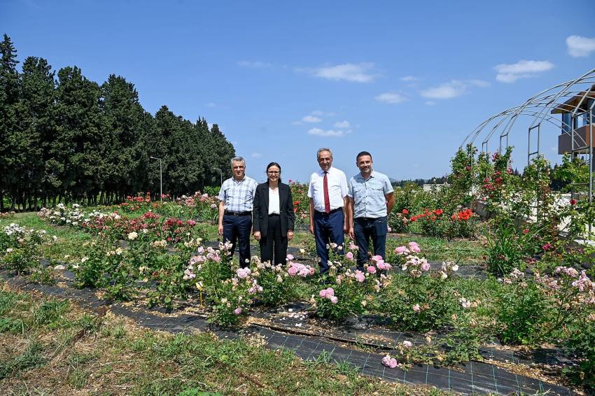 VALİ KAYA, BİYOLOJİK MÜCADELE LABORATUVARI’NI İNCELEDİ