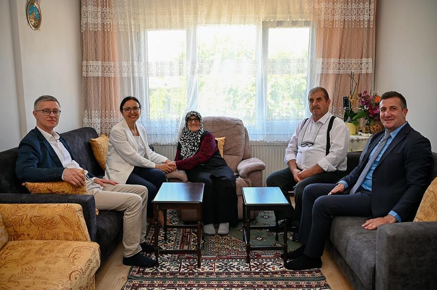 VALİ KAYA’DAN ŞEHİT AİLESİNE ZİYARETİ