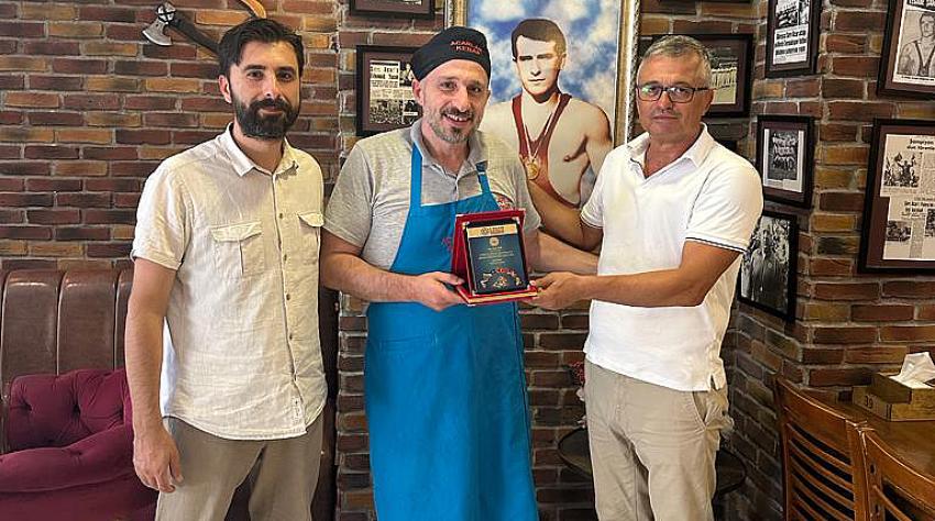 YALOVA BAL-GÖÇ’TEN ACAR’A PLAKET