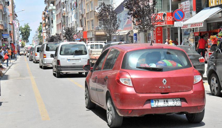 YALOVA’DA 75 BİN 666 ARAÇ VAR