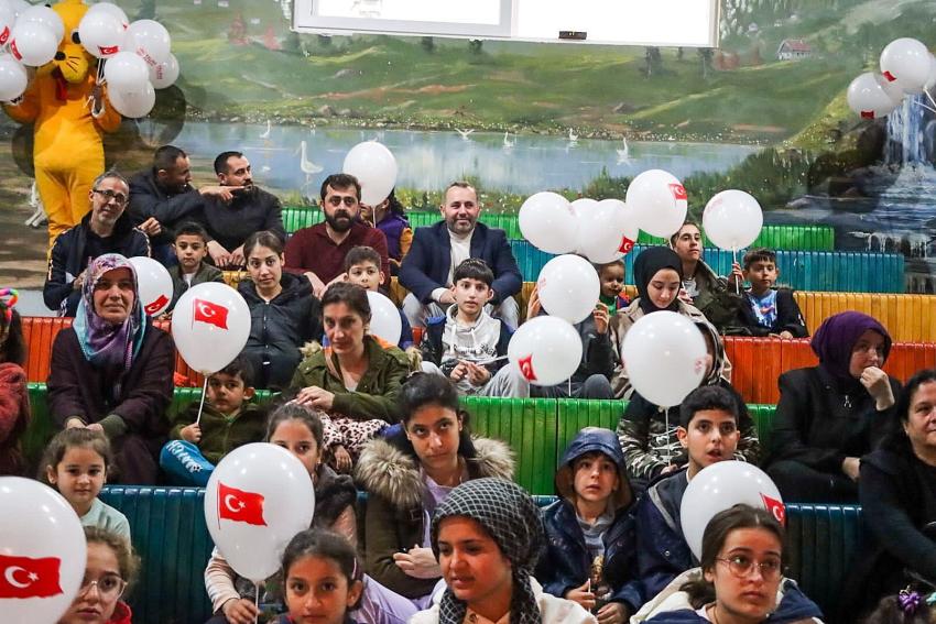 YALOVA’DA DEPREMZEDE ÇOCUKLARA MOTİVASYON ETKİNLİĞİ