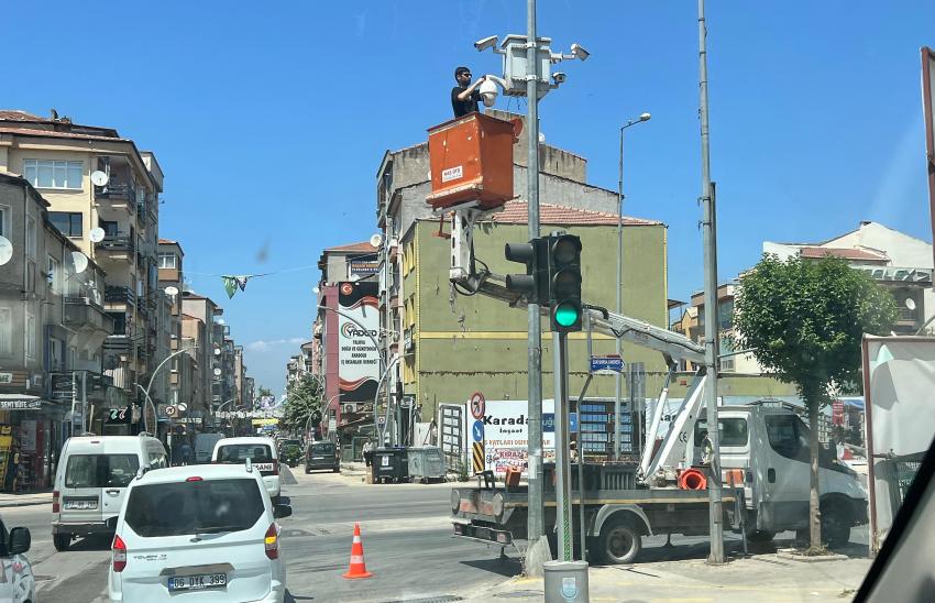 YALOVA'DA MOBESE KAMERALARI BAKIMDAN GEÇİRİLİYOR