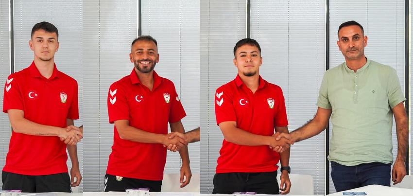 YEŞİL YALOVA F.K 5 OYUNCU İLE EL SIKIŞTI