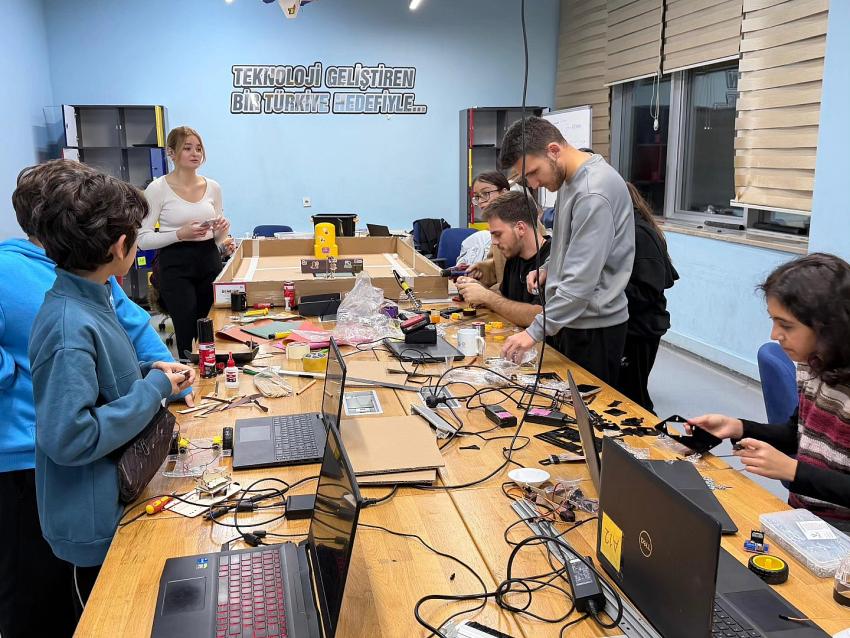 YALOVA'NIN GELECEKTEKİ TEKNOLOJİ YILDIZLARI ARANIYOR