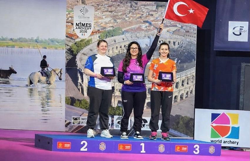 ZEHRANUR ADAŞ DÜNYA ŞAMPİYONU OLDU